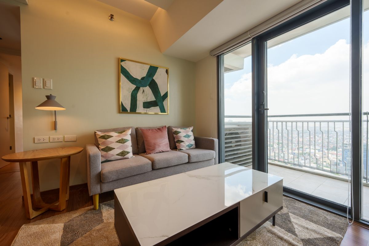 Tips to Consider When Moving into a Premium Condominium